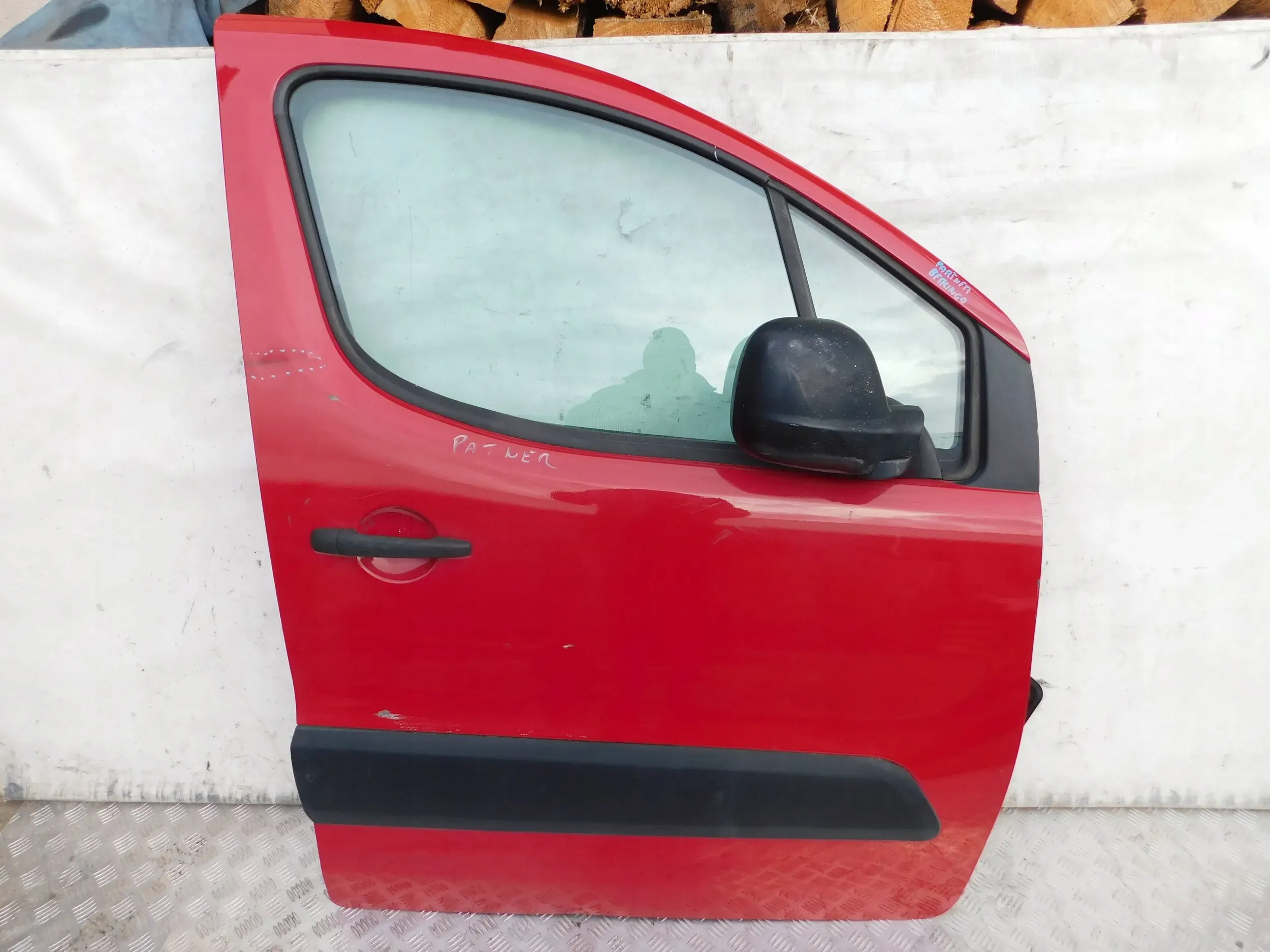 PRAVE PREDNE DVERE PARTNER BERLINGO 08-