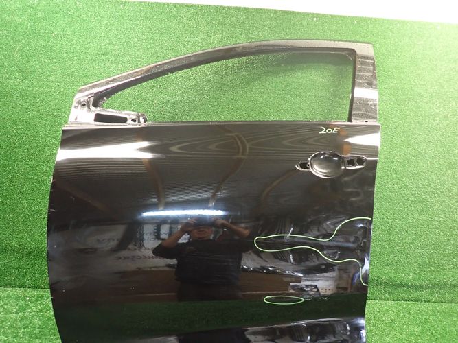 RENAULT ZOE LAVE PREDNE DVERE