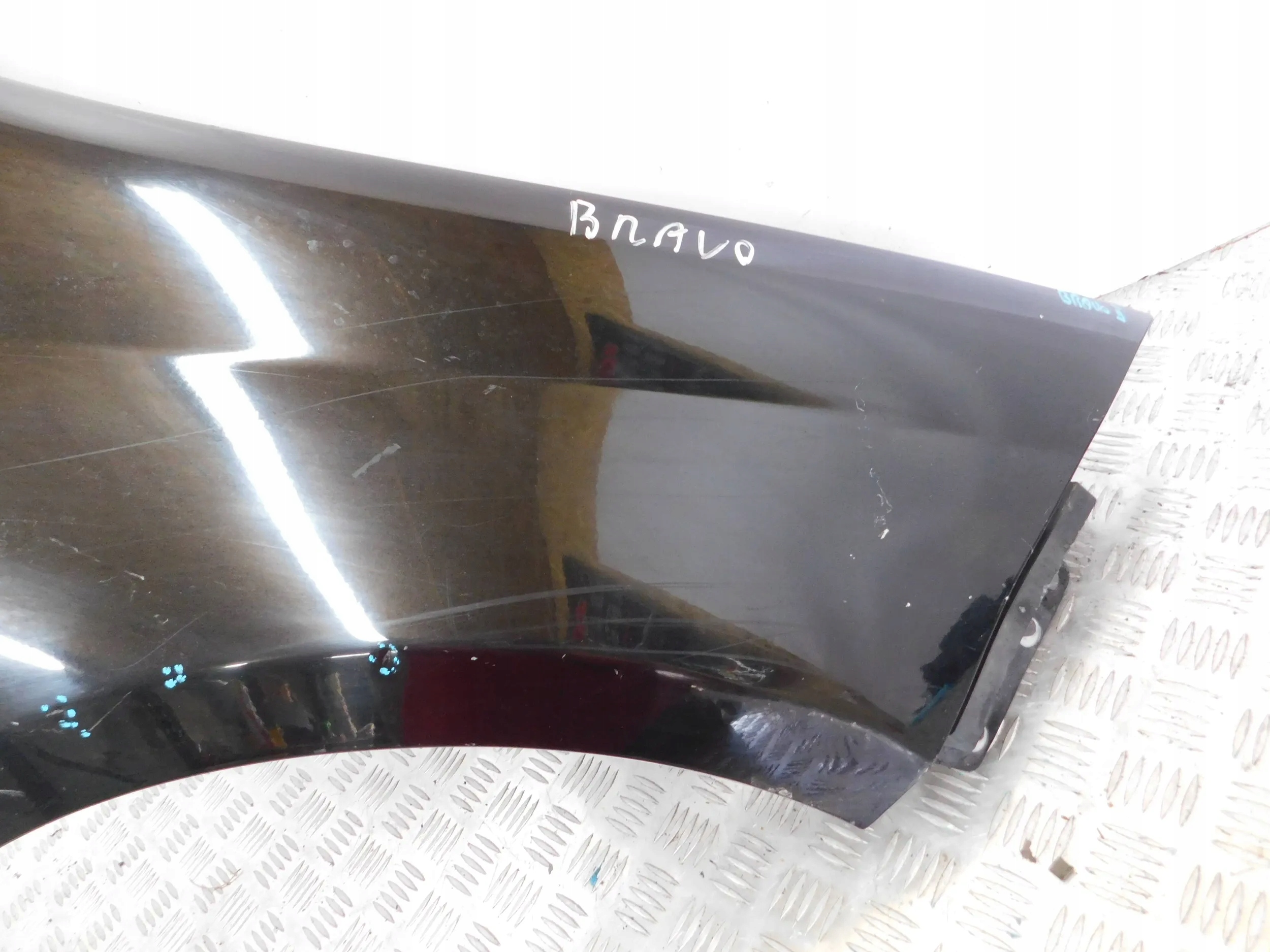 BLATNIK PREDNÝ PRAVY FIAT BRAVO II 07-