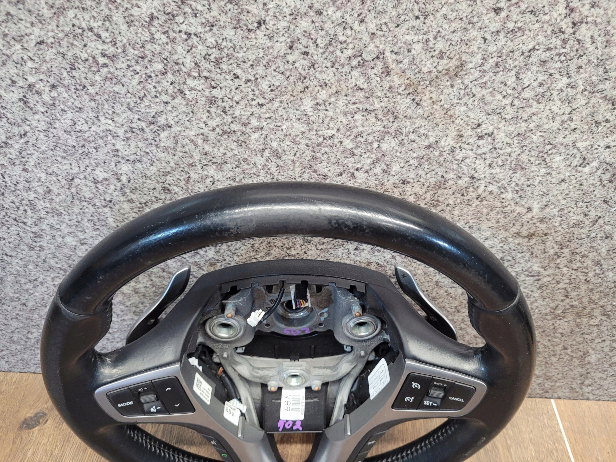 HYUNDAI I40 VOLANT PADLA RADENIA RYCHLOSTI MULTIFUNKCIA 56100-3Z212RY