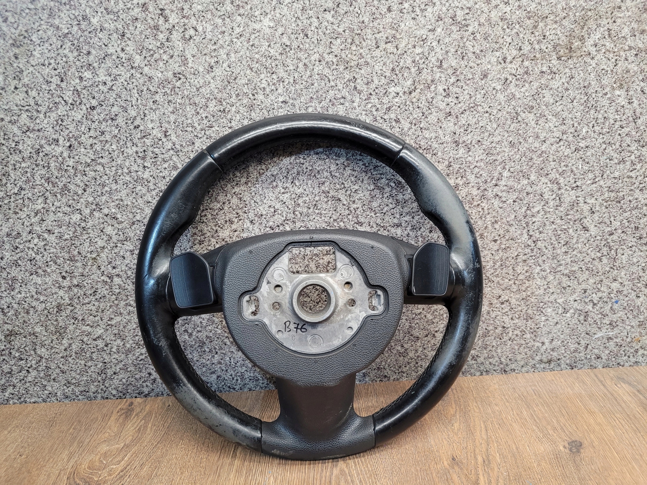 SKODA SUPERB II VOLANT KOŽA PADLA RADENIA RYCHLOSTI MULTIFUNKCIA 3T0419091L