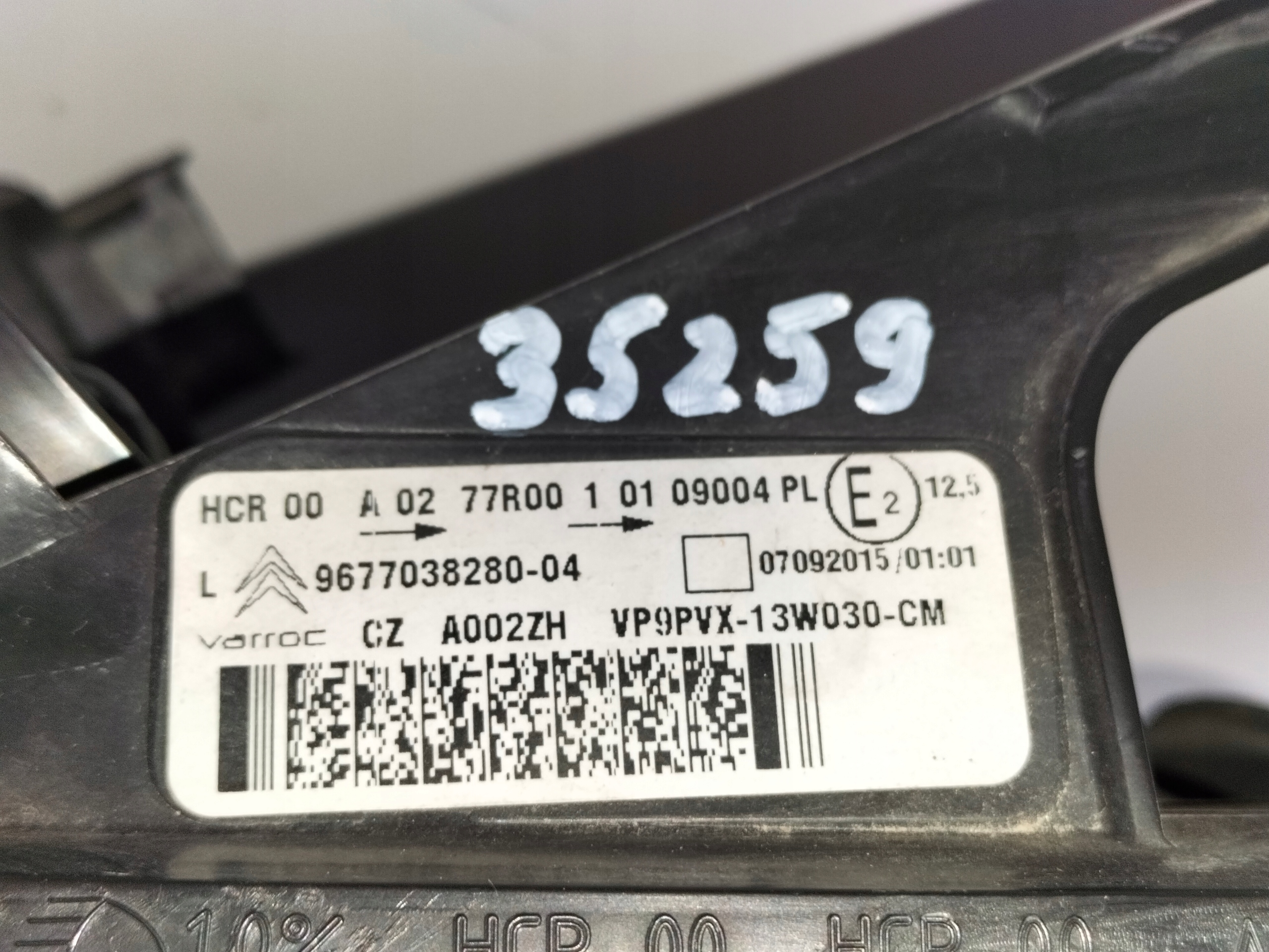 LAVE PREDNE SVETLO CITROEN C3 II 09-16