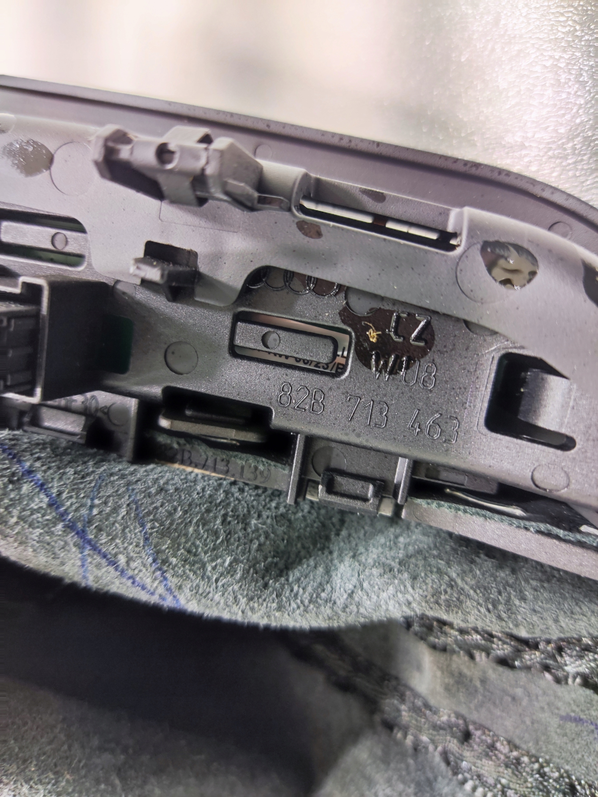 KULISA RADENIA RYCHLOSTI AUDI A1 II 82A AUTOMAT 82B713463 2019-2024