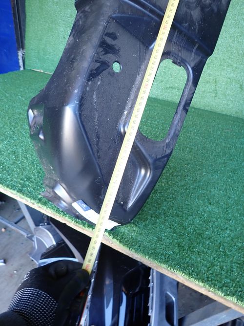 MERCEDES SPRINTER 95- PRAVÝ ZADNÝ STĹPIK