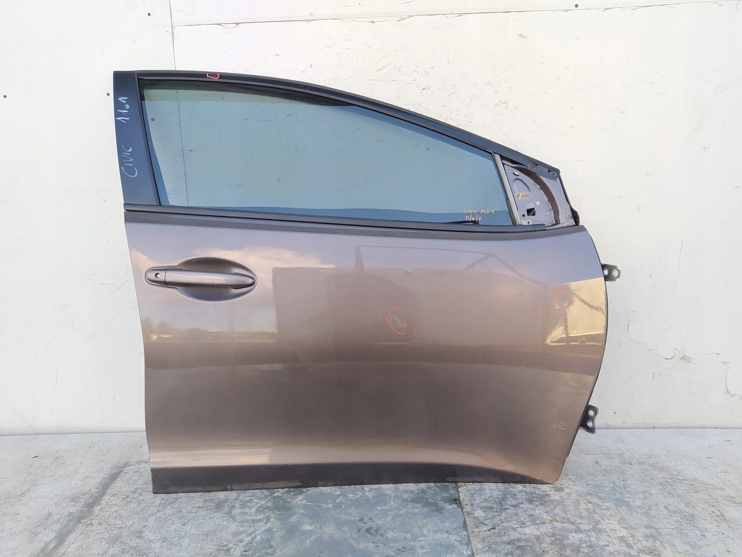 HONDA CIVIC IX HB DVERE PREDNÉ PRAVÉ