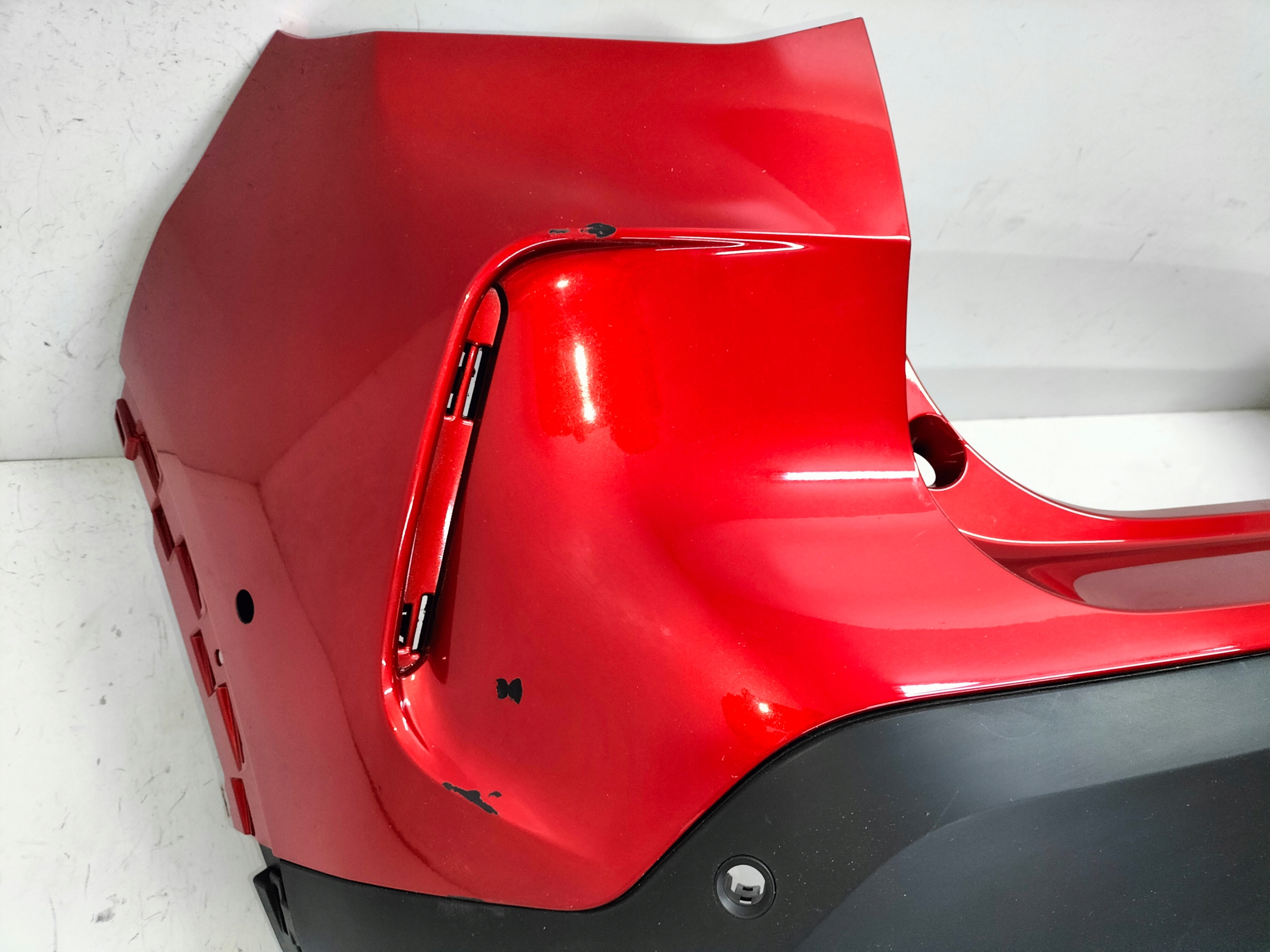 ZADNÝ NÁRAZNÍK CITROEN C4 III 20-