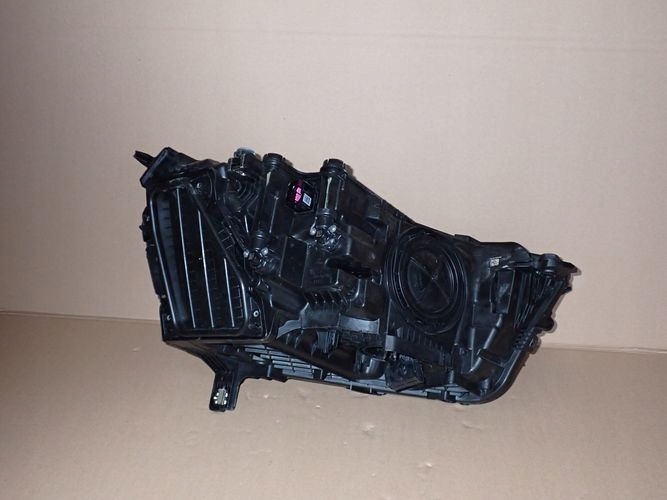 AUDI Q3 FULL LED 18- LAVE PREDNE SVETLO 83A941033