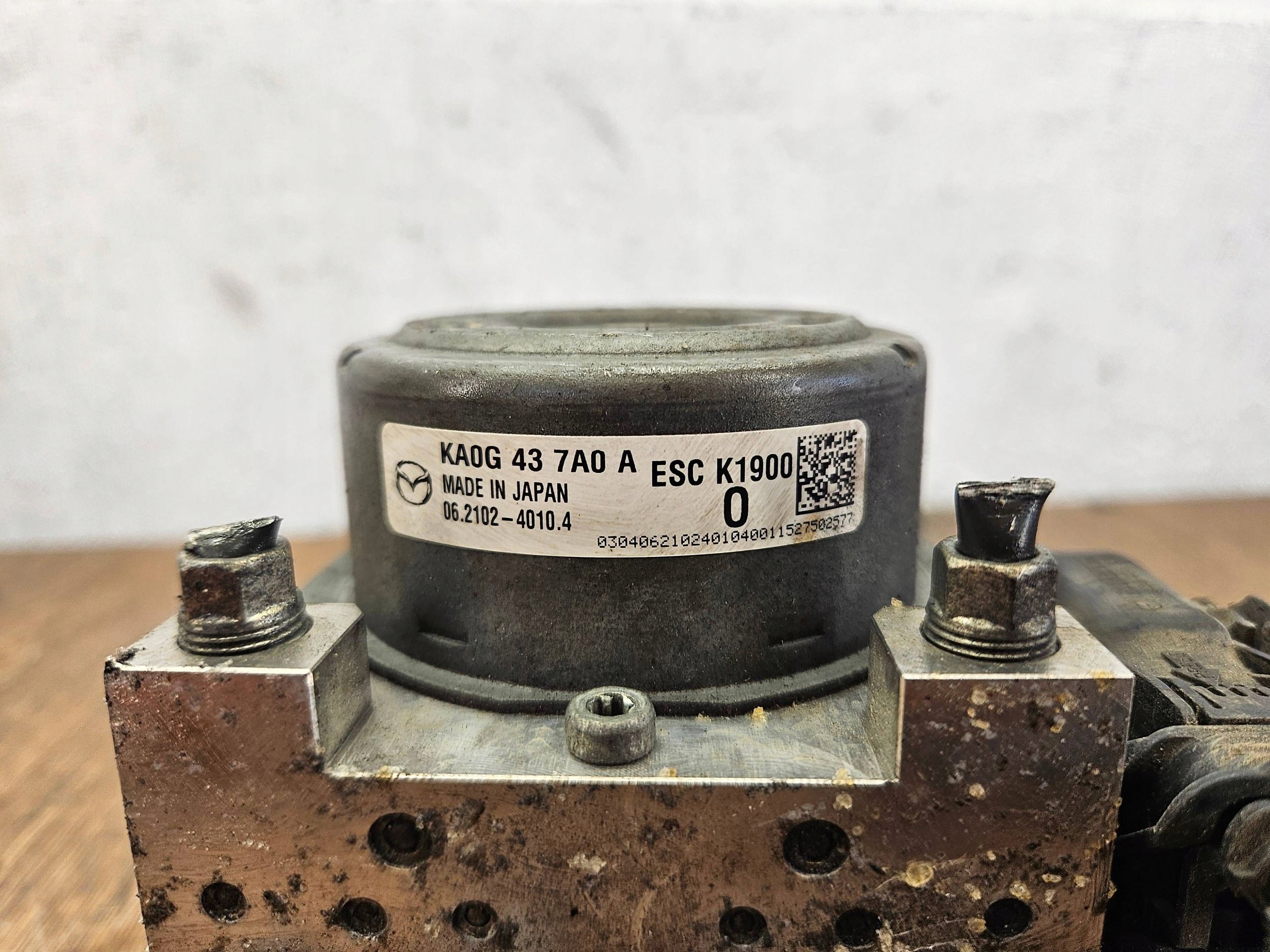 Mazda CX-5 lift KA0G437A0A KOCKA ABS