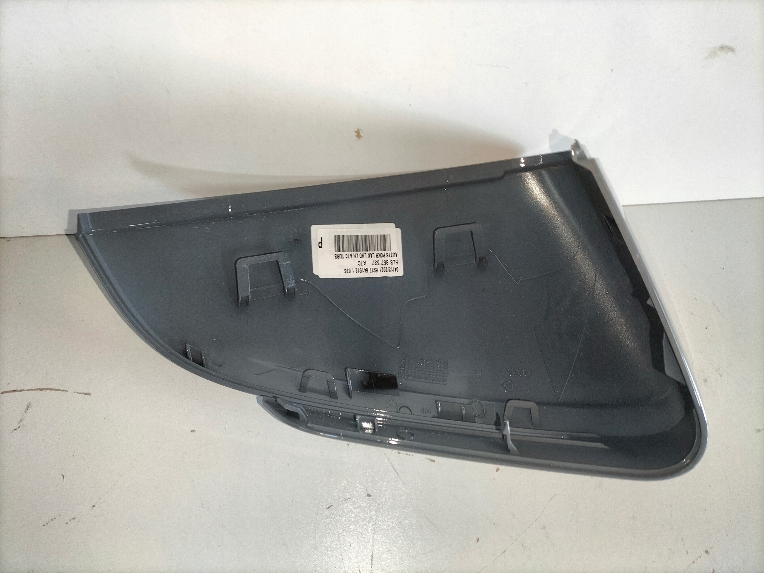 OBAL KRYT ĽAVÉHO ZRKADLA SKODA ENYAQ 21-