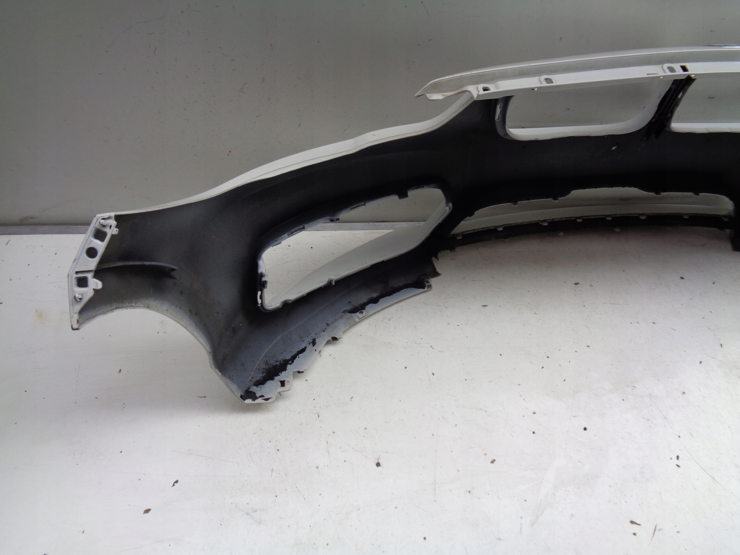PREDNÝ NÁRAZNÍK BMW 1 F20 F21 14- LIFT NR 34152