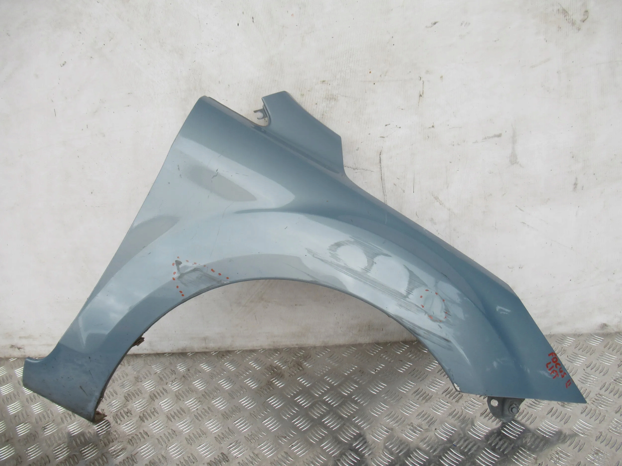 BLATNIK PREDNÝ PRAVY FOCUS 2 II LIFT 08-