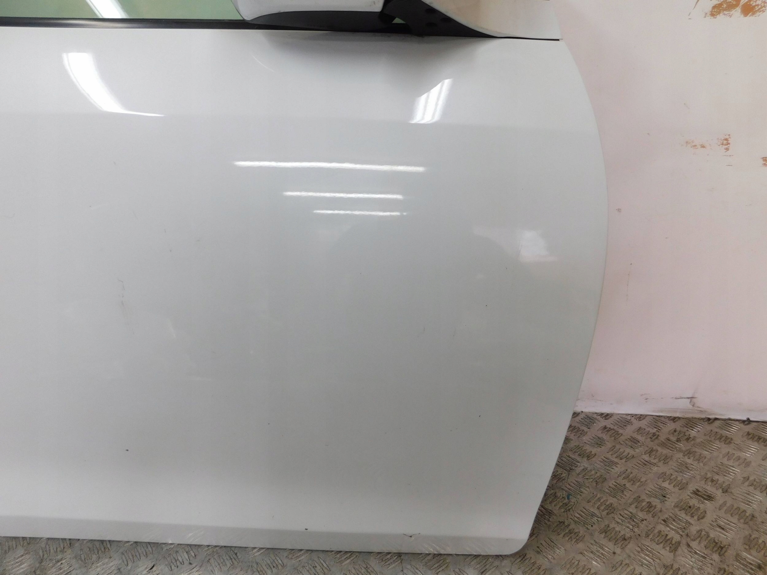 PRAVE PREDNE DVERE SUZUKI SWIFT MK7