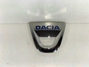 ZNAK EMBLEM ZADNEJ KAPOTY DACIA SANDERO II 12- ZNAK EMBLEM ZADNEJ KAPOTY DACIA SANDERO II 12-