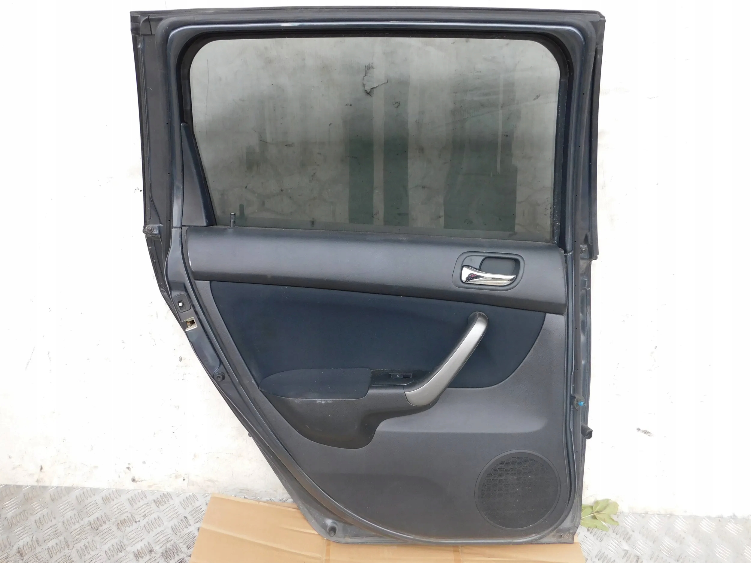 LAVE ZADNE DVERE HONDA ACCORD VII KOMBI