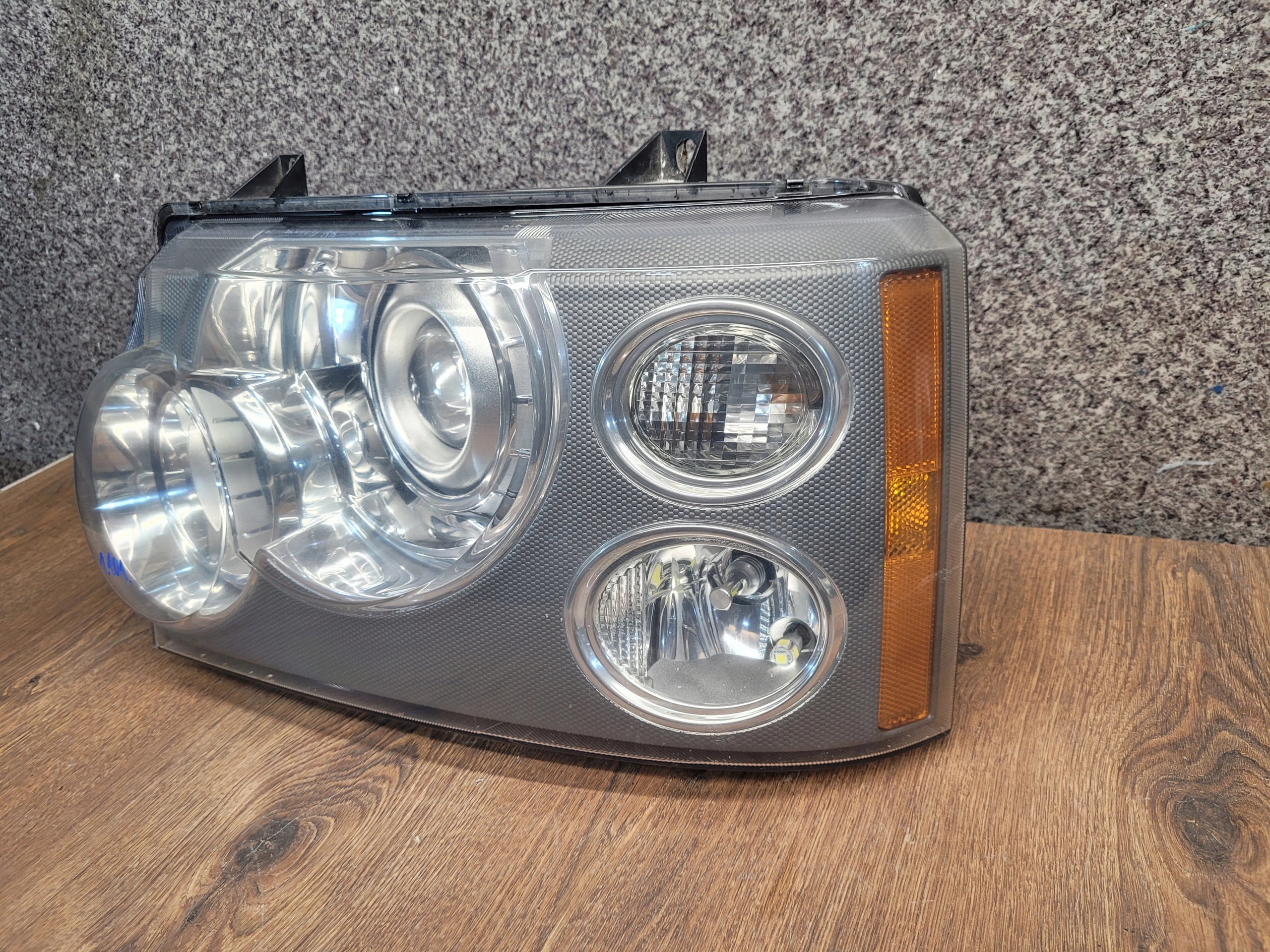 RANGE ROVER SPORT L320 XENON NATAČACI ĽAVÉ PREDNÉ SVETLO