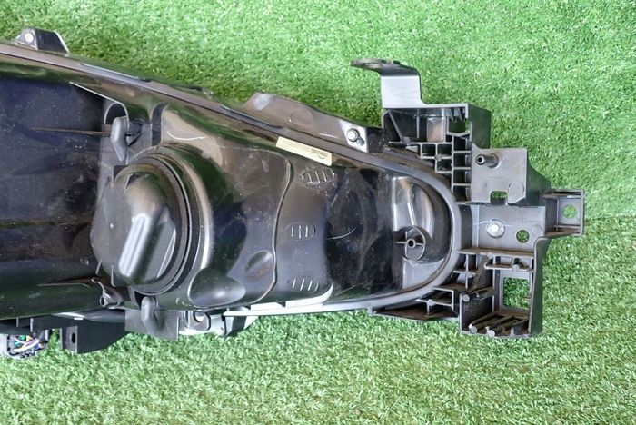MAZDA 3 13- LAVE PREDNE SVETLO