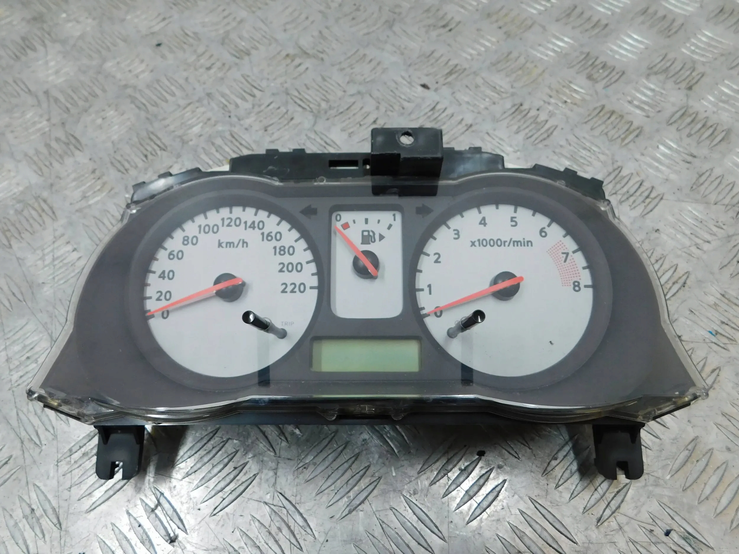 TACHOMETER BUDIKY NISSAN NOTE E11 1.4