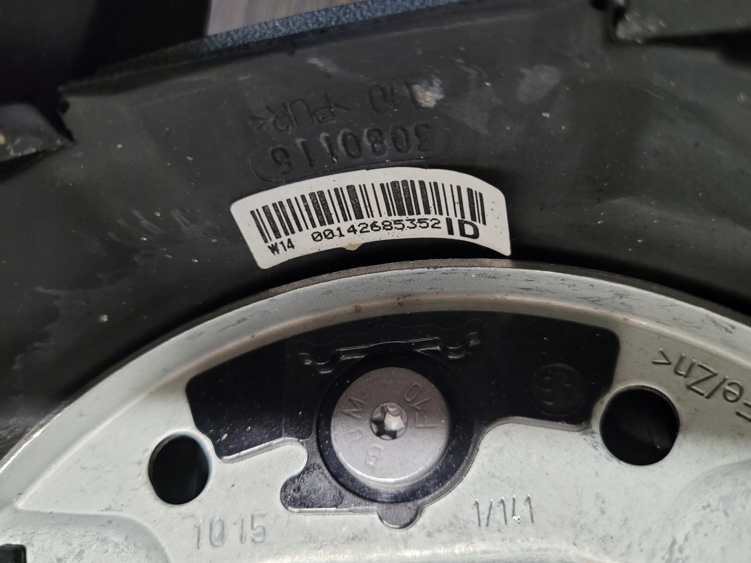 MERCEDES W205 VOLANT MULTIFUNKCIA A0004605003