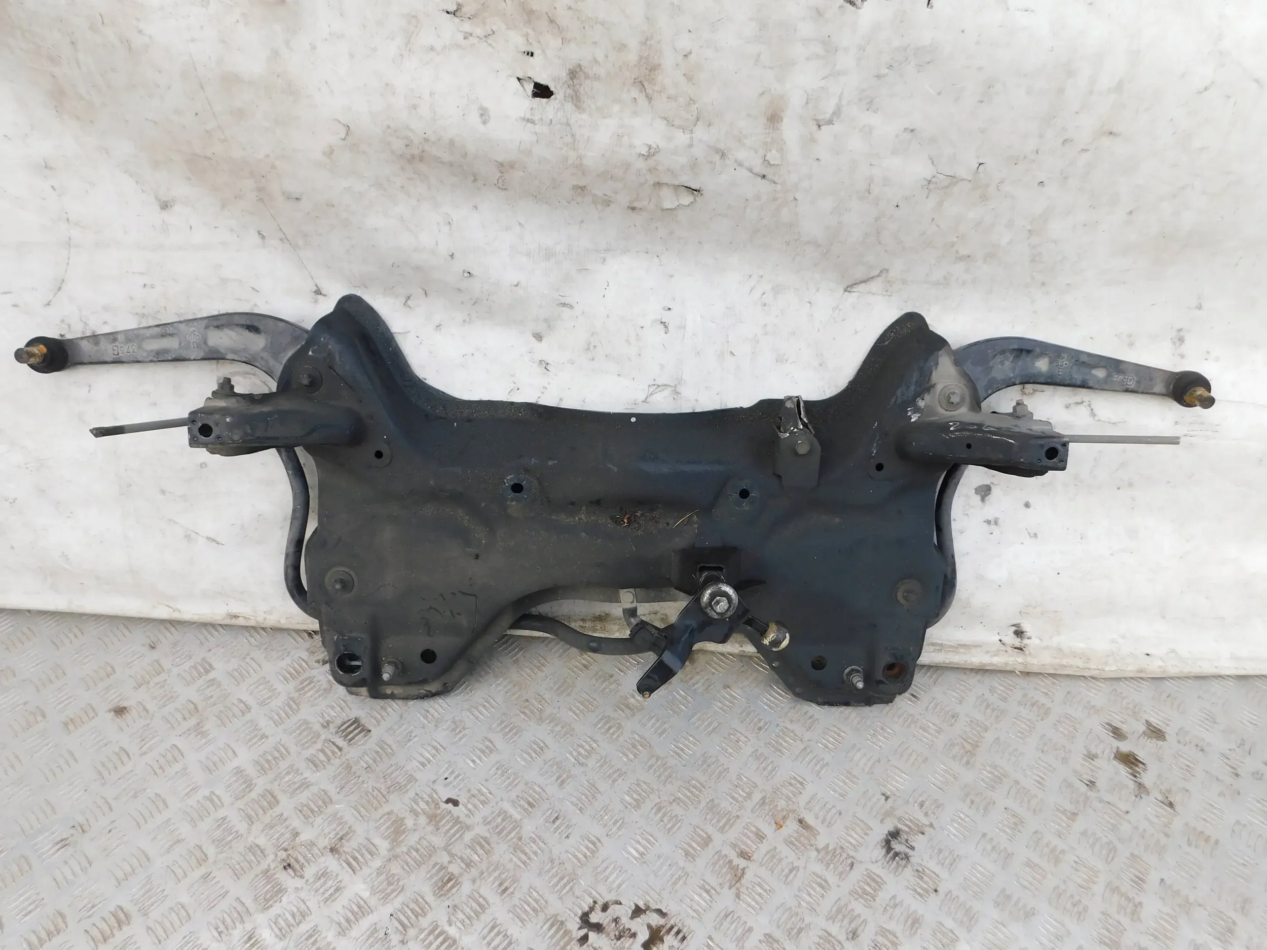 PREDNÁ NÁPRAVA PEUGEOT 206+ PLUS