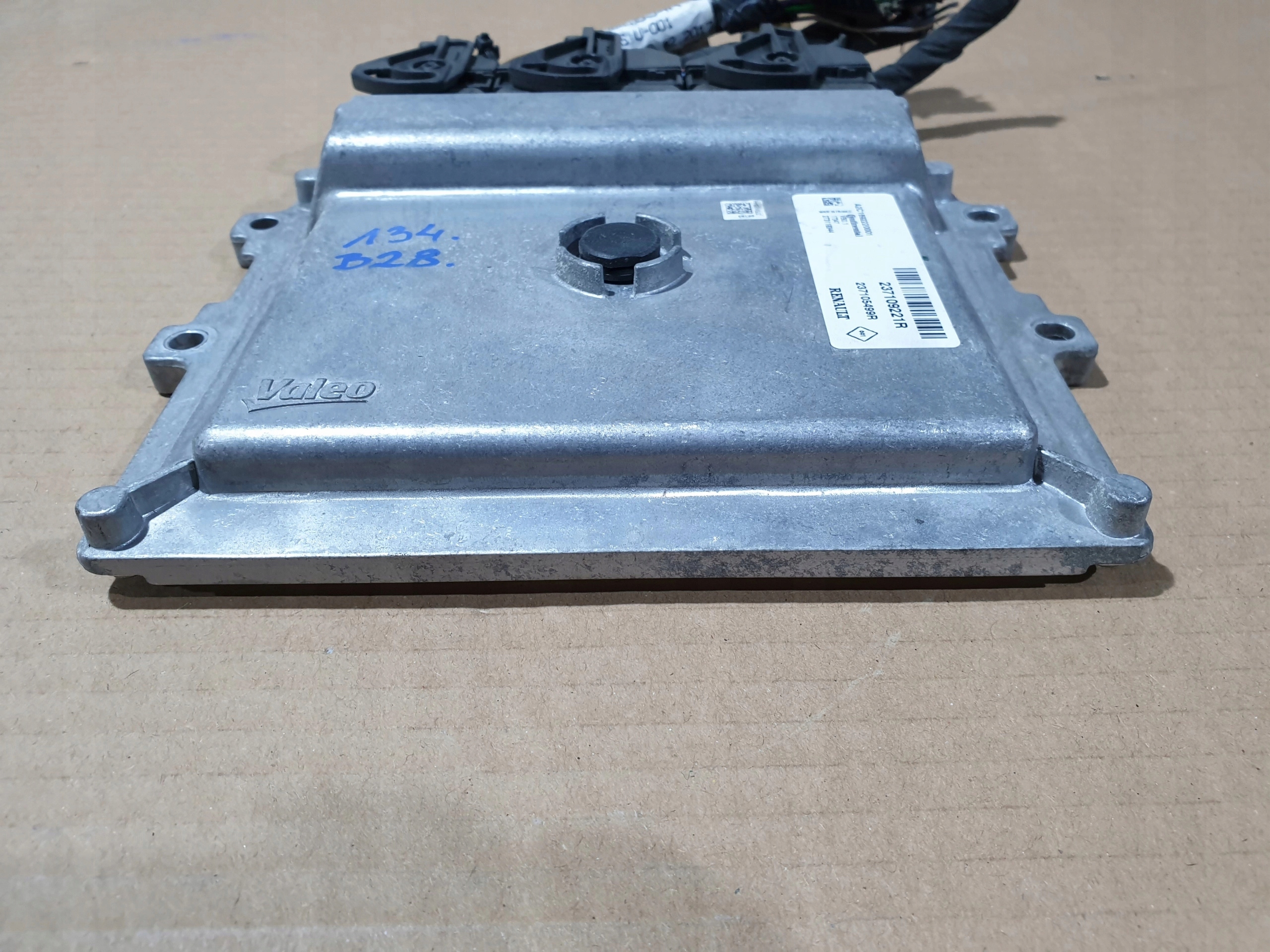 renault clio 4 IV 0.9 tce RIADIACA JEDNOTKA 237109221r