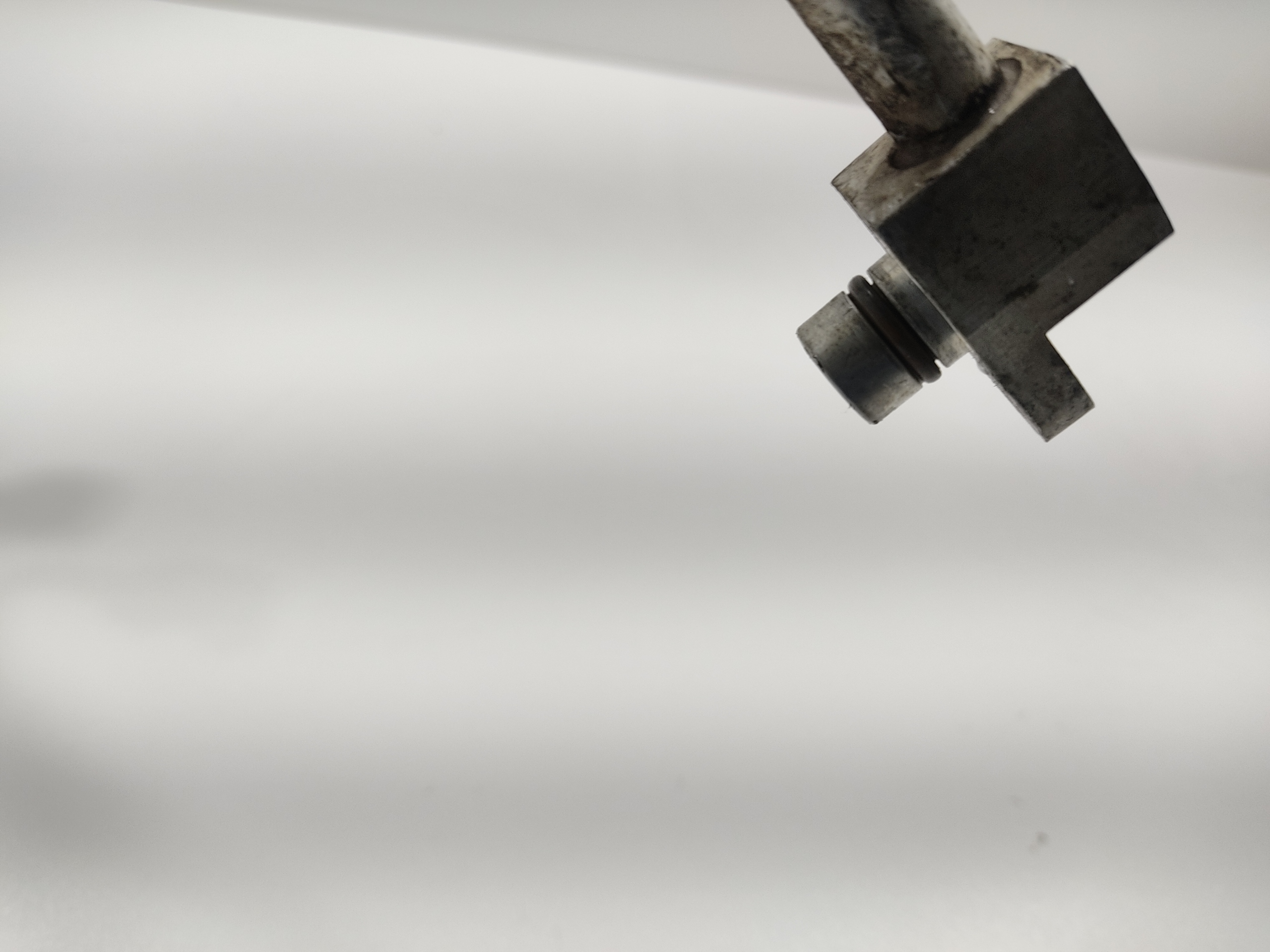 HADICA TRUBKA KLIMATIZÁCIE TRAFIC VIVARO PRIMASTAR 2.0 DCI CDTI 2011-2014 EURO 5