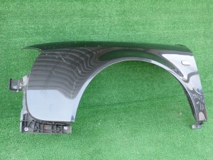 AUDI A6 C5 97- ĽAVÝ PREDNÝ BLATNÍK AUDI A6 C5 97- ĽAVÝ PREDNÝ BLATNÍK
