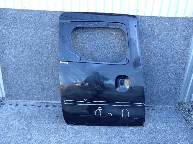 DACIA DOKKER 12- PRAVE POSUVNE DVERE