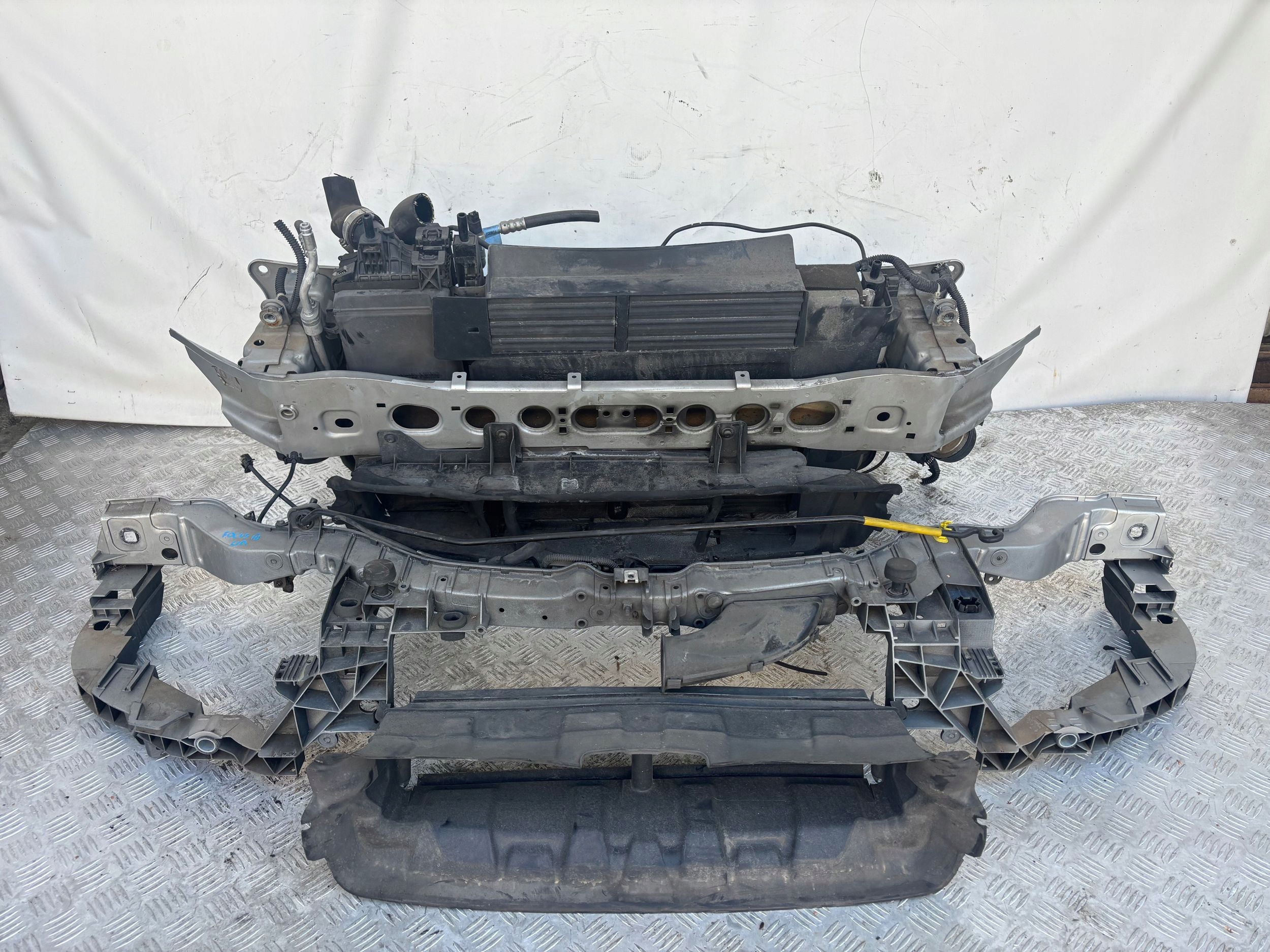 PREDNE CELO VYSTUHA CHLADICE FORD FOCUS 3 III 1.0 ECOBOOST LIFT 14-