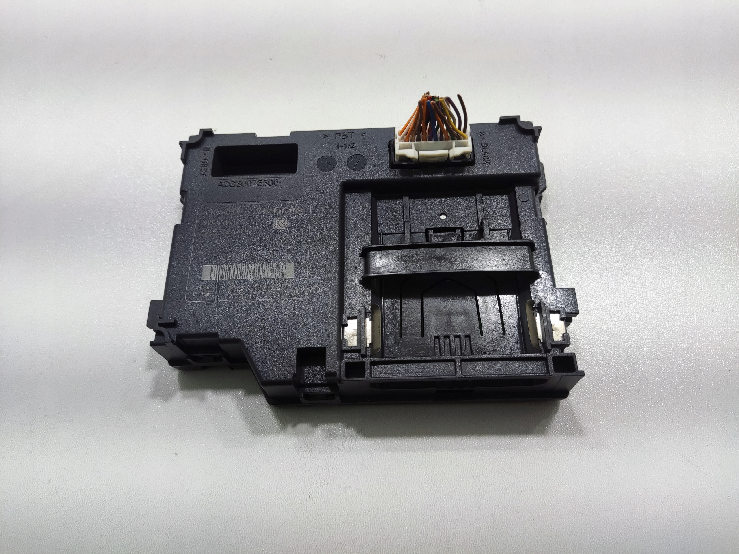 ČÍTAČKA MODUL KARTY RENAULT CLIO IV 285902325R 2013-2019