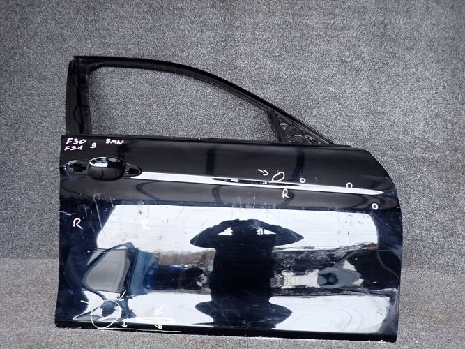BMW F30 F31 3 PRAVE PREDNE DVERE