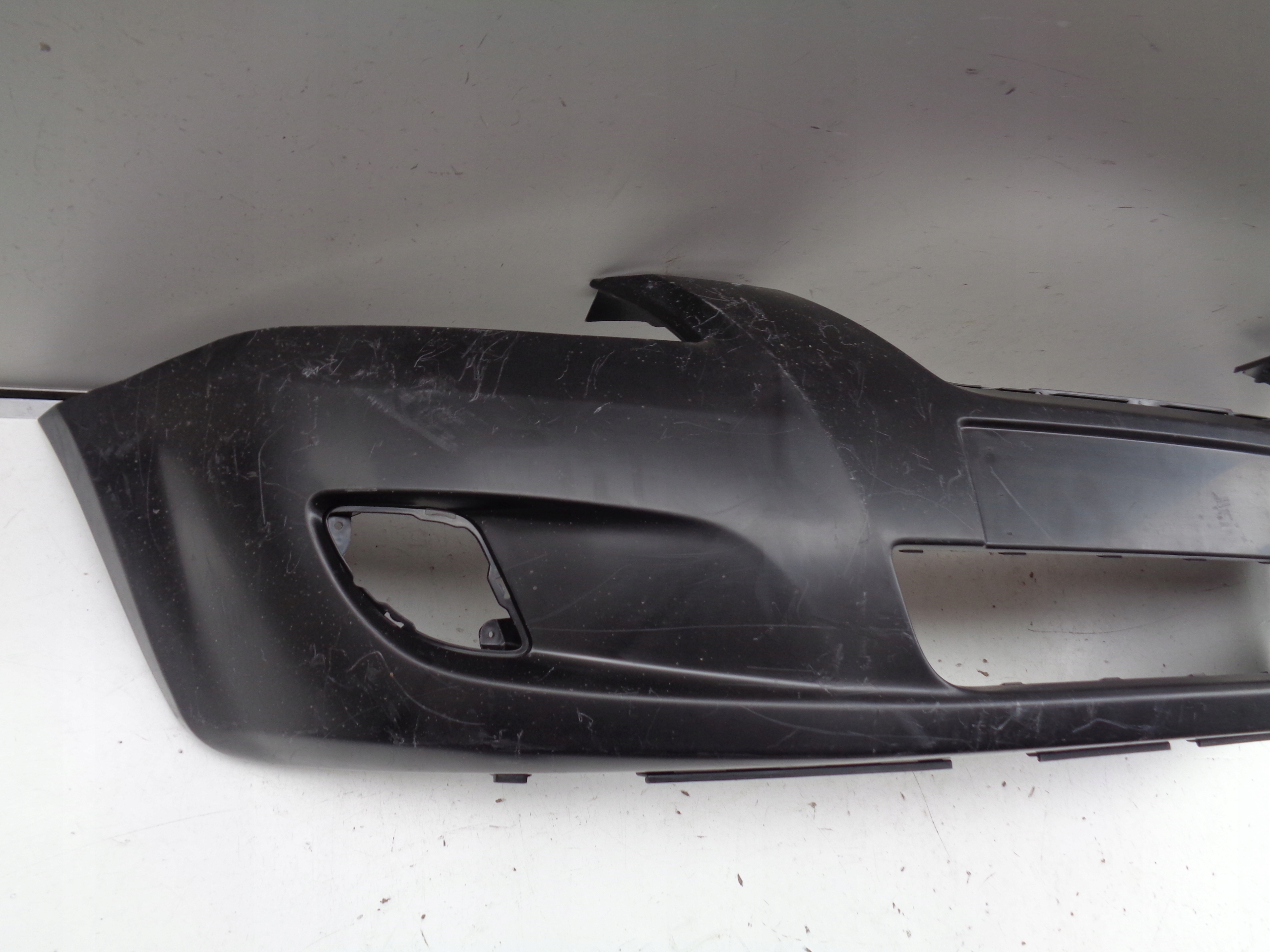 NOVÝ PREDNÝ NÁRAZNÍK KIA CEED 06-09 NR 37150