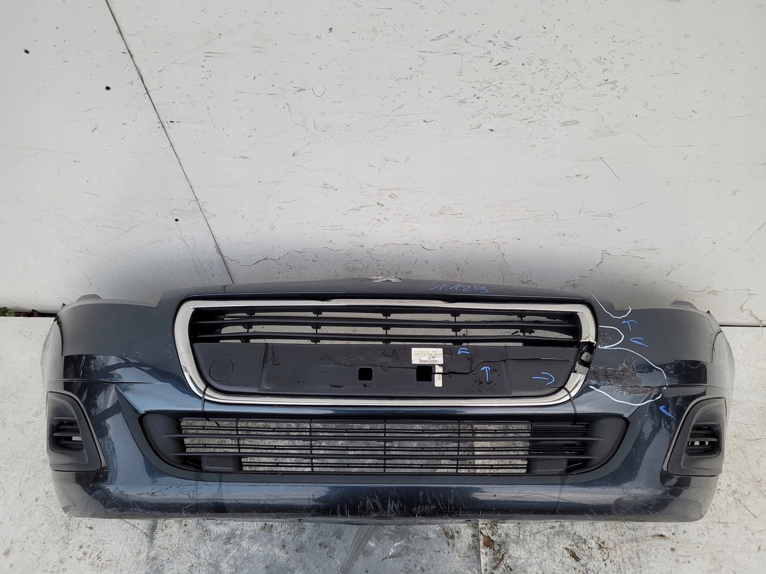PEUGEOT 5008 LIFT PREDNÝ NÁRAZNÍK