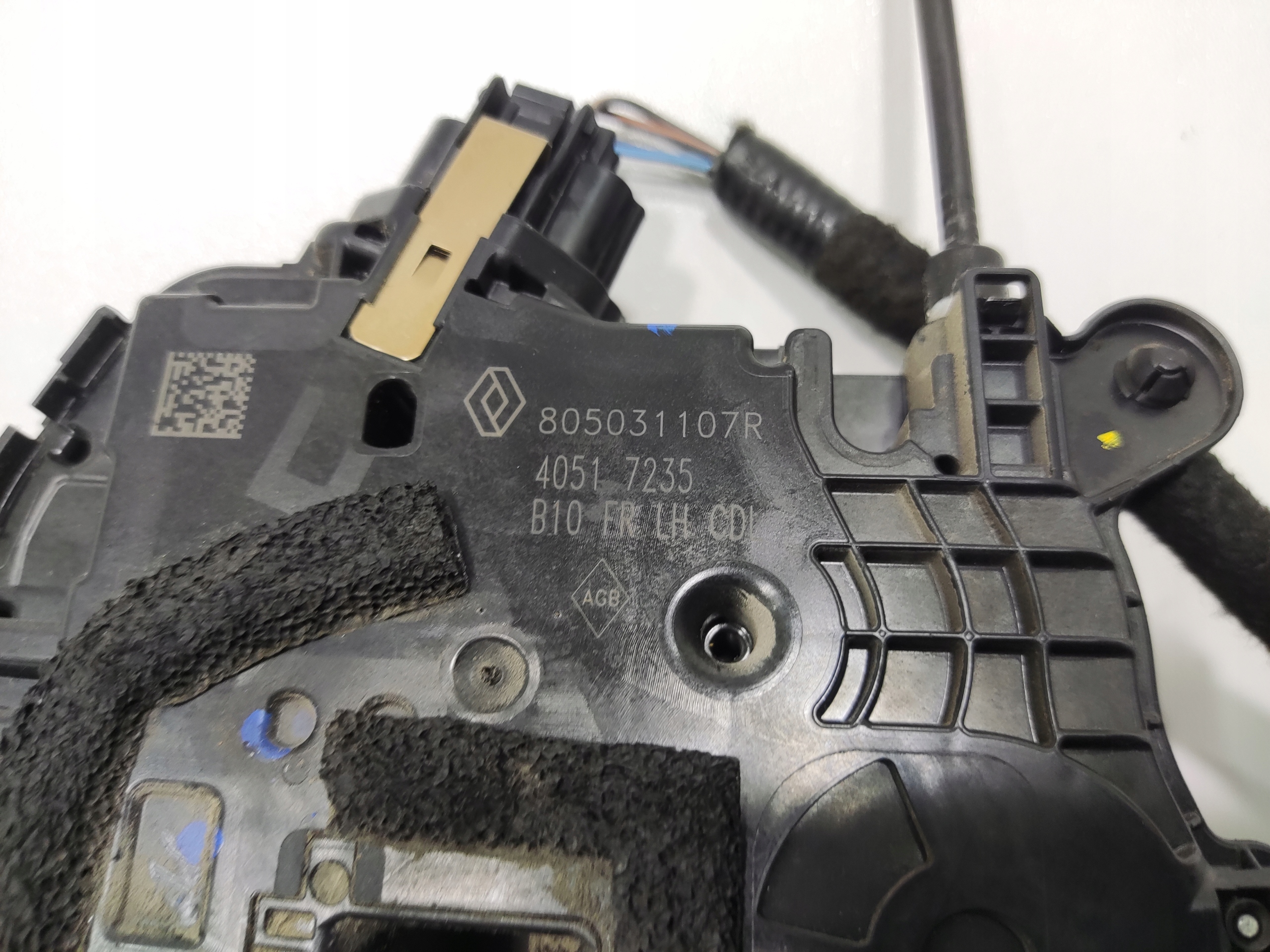 ZAMOK LAVYCH PREDNYCH DVERI RENAULT ZOE I 2013-2019 805031107R