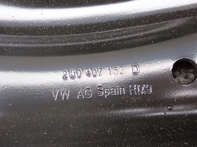 AUDI SEAT SKODA VW PRAVE RAMENO 2Q0407152D