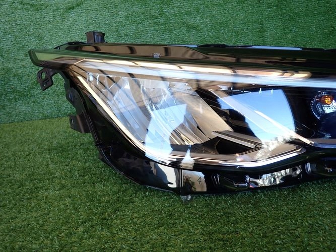 VW GOLF VIII 8 LED PRAVE PREDNE SVETLO 5H1941006B