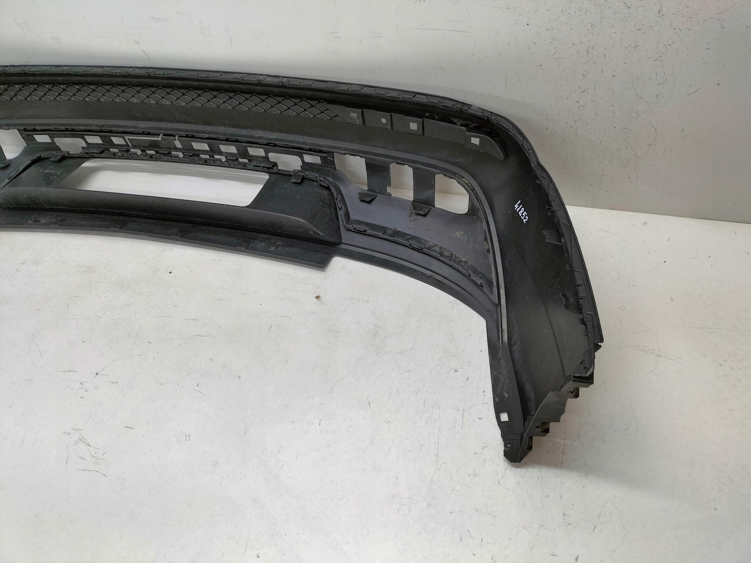 ZADNÝ NÁRAZNÍK SEAT TARRACO 18-