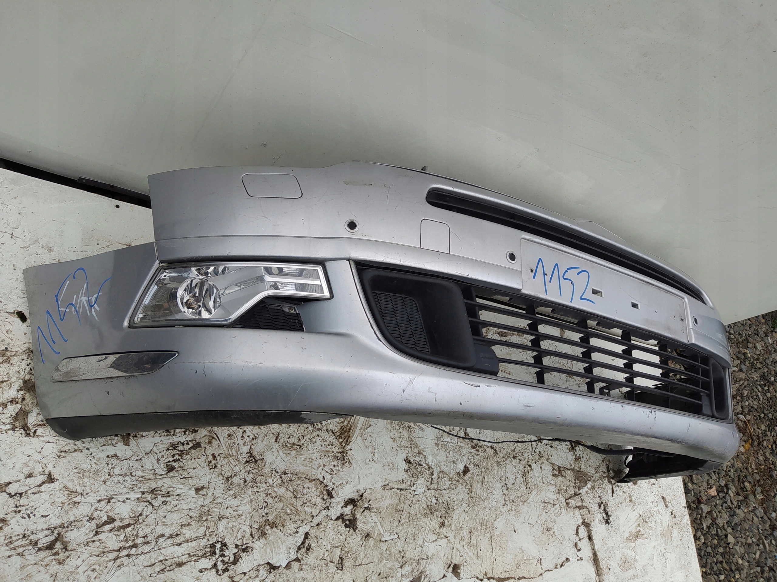 CITROEN C5 3 III 08- PREDNÝ NÁRAZNÍK