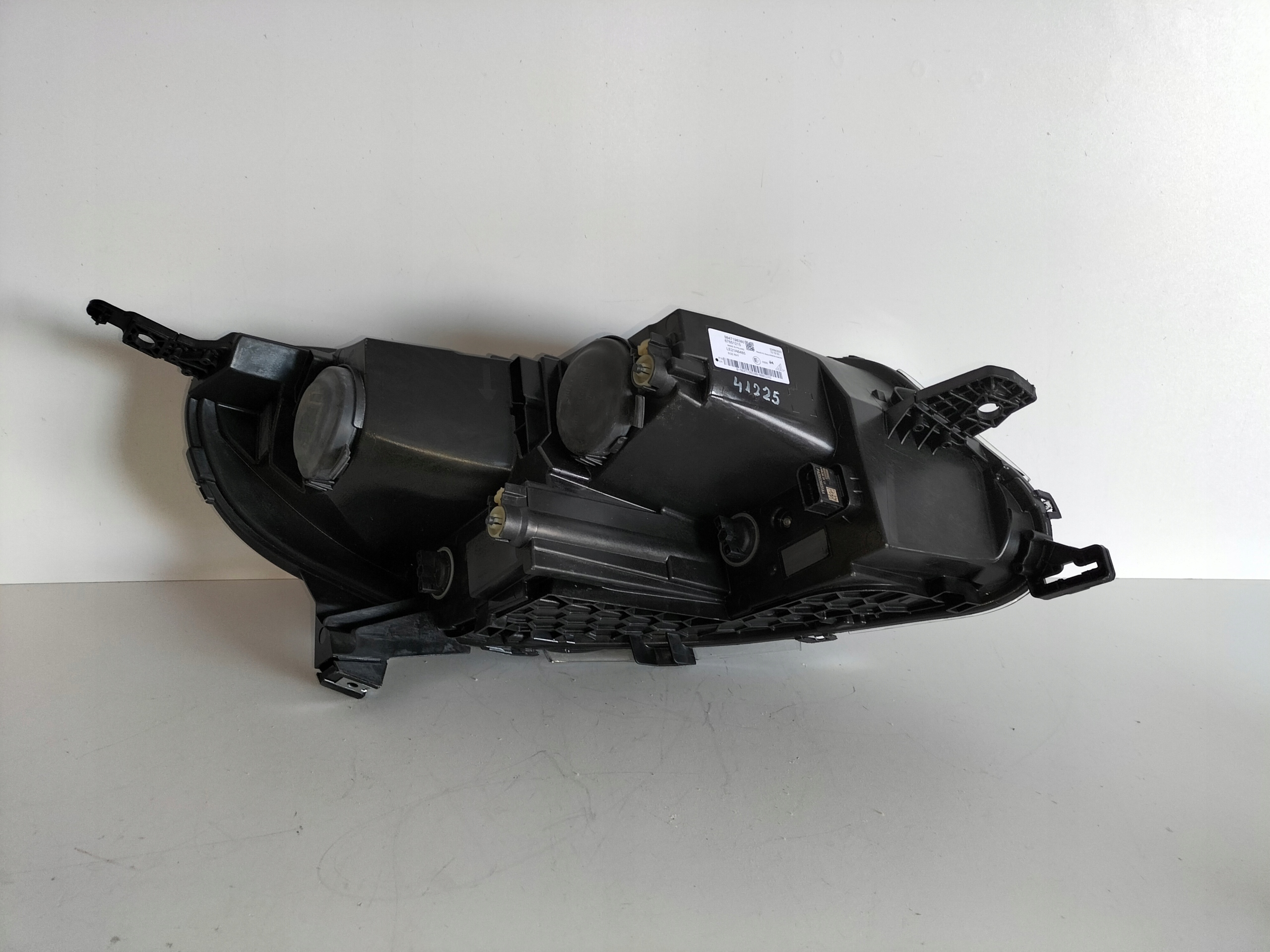 LAVE PREDNE SVETLO EXPERT IV 24- JUMPY IV 24- PROACE II LIFT 24-