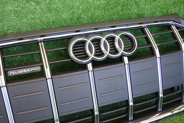 AUDI A4 B9 ALLROAD LIFT 19- MRIEZKA LISTA 8W0853651DP DR