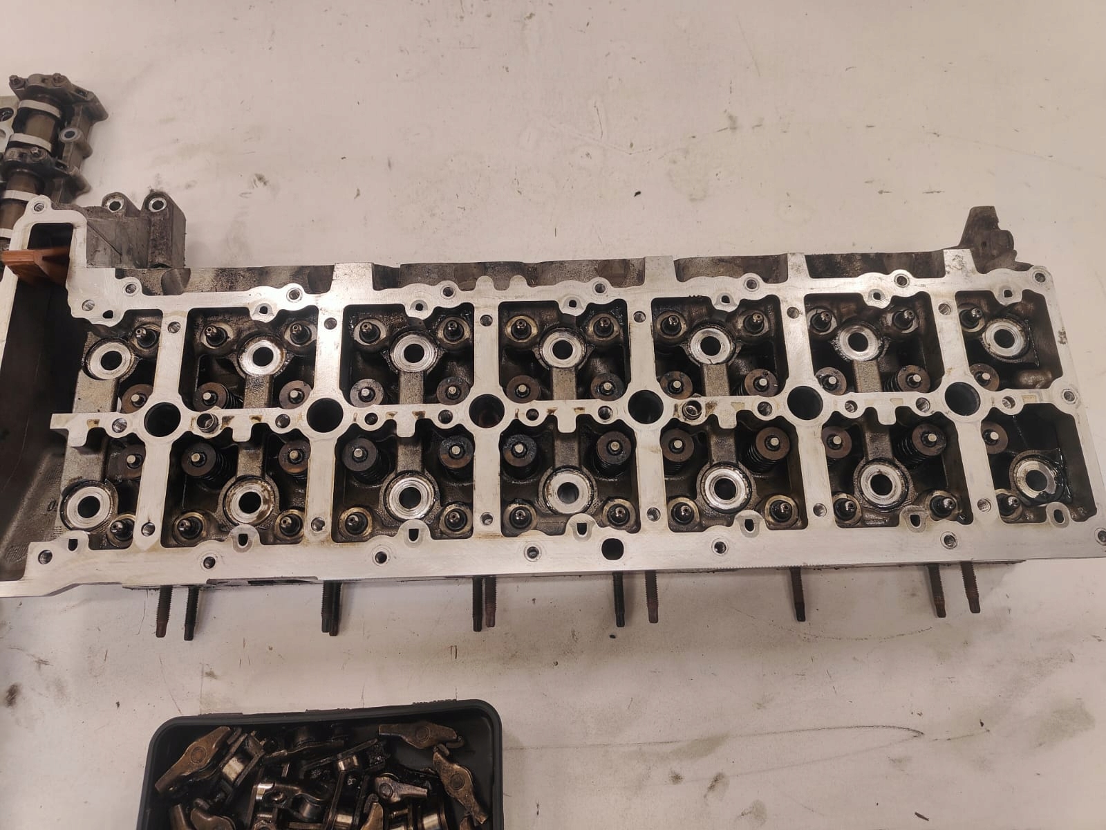 BMW n57 3.0 diesel 7800003 HLAVA MOTORA VAČKY