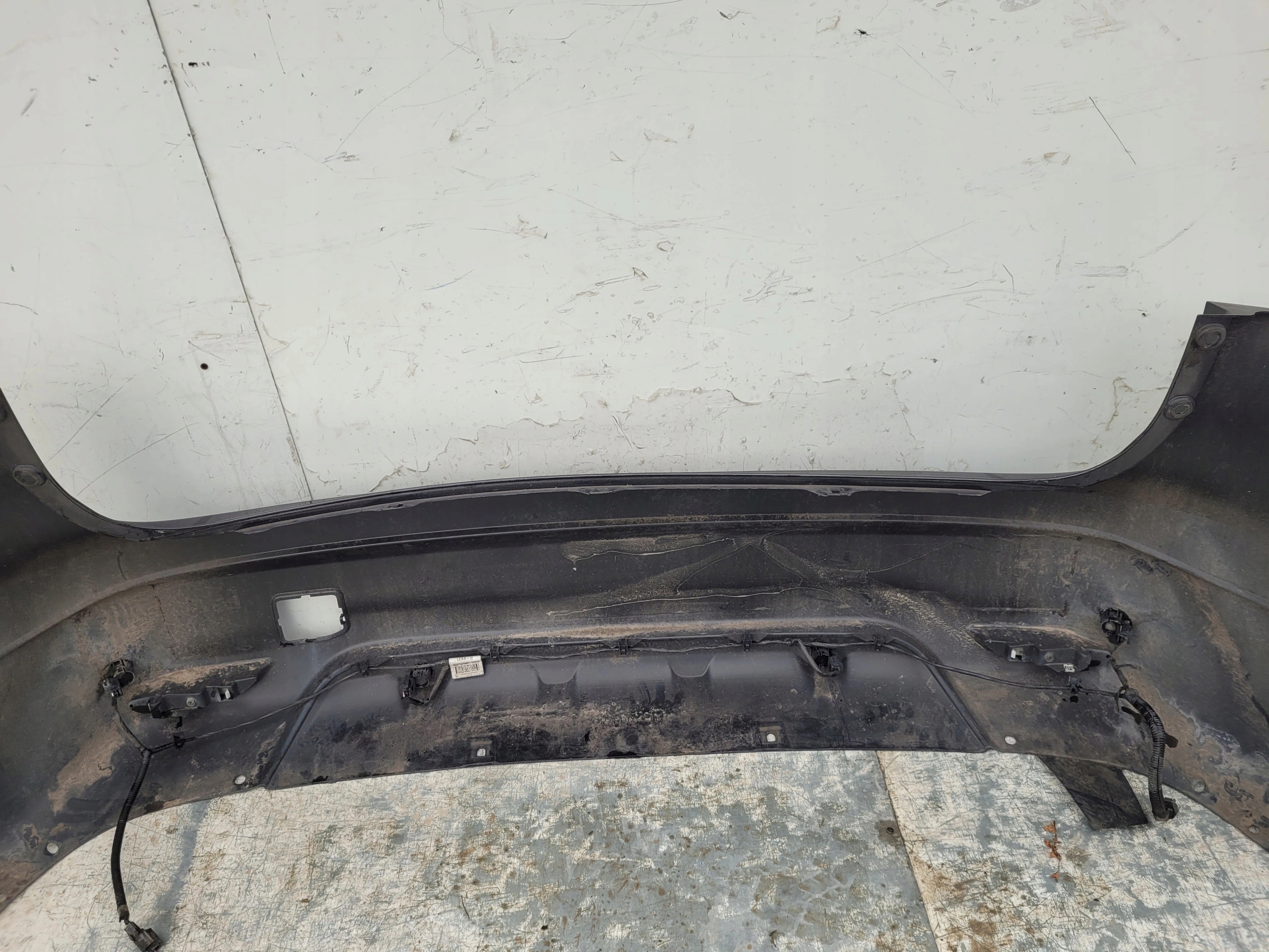 NISSAN QASHQAI II J11 NÁRAZNÍK PDC ZADNÝ NÁRAZNÍK