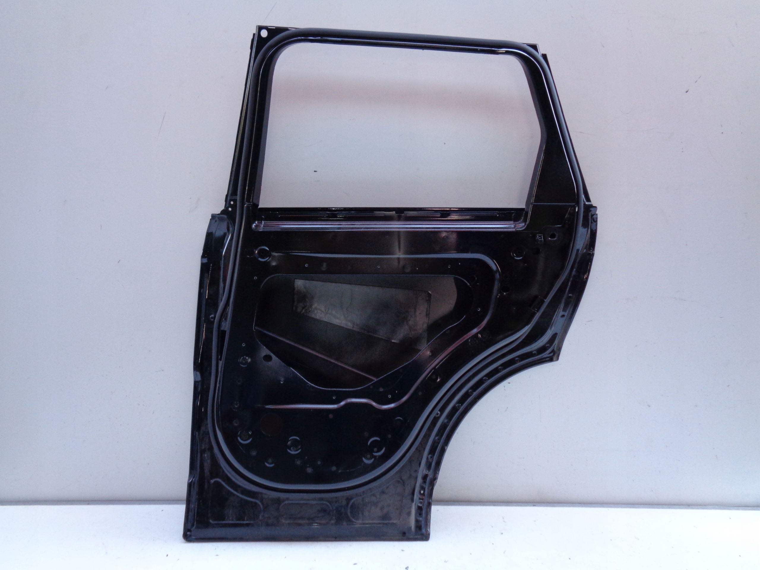 PRAVE ZADNE DVERE RANGE ROVER SPORT L494 13- 34968