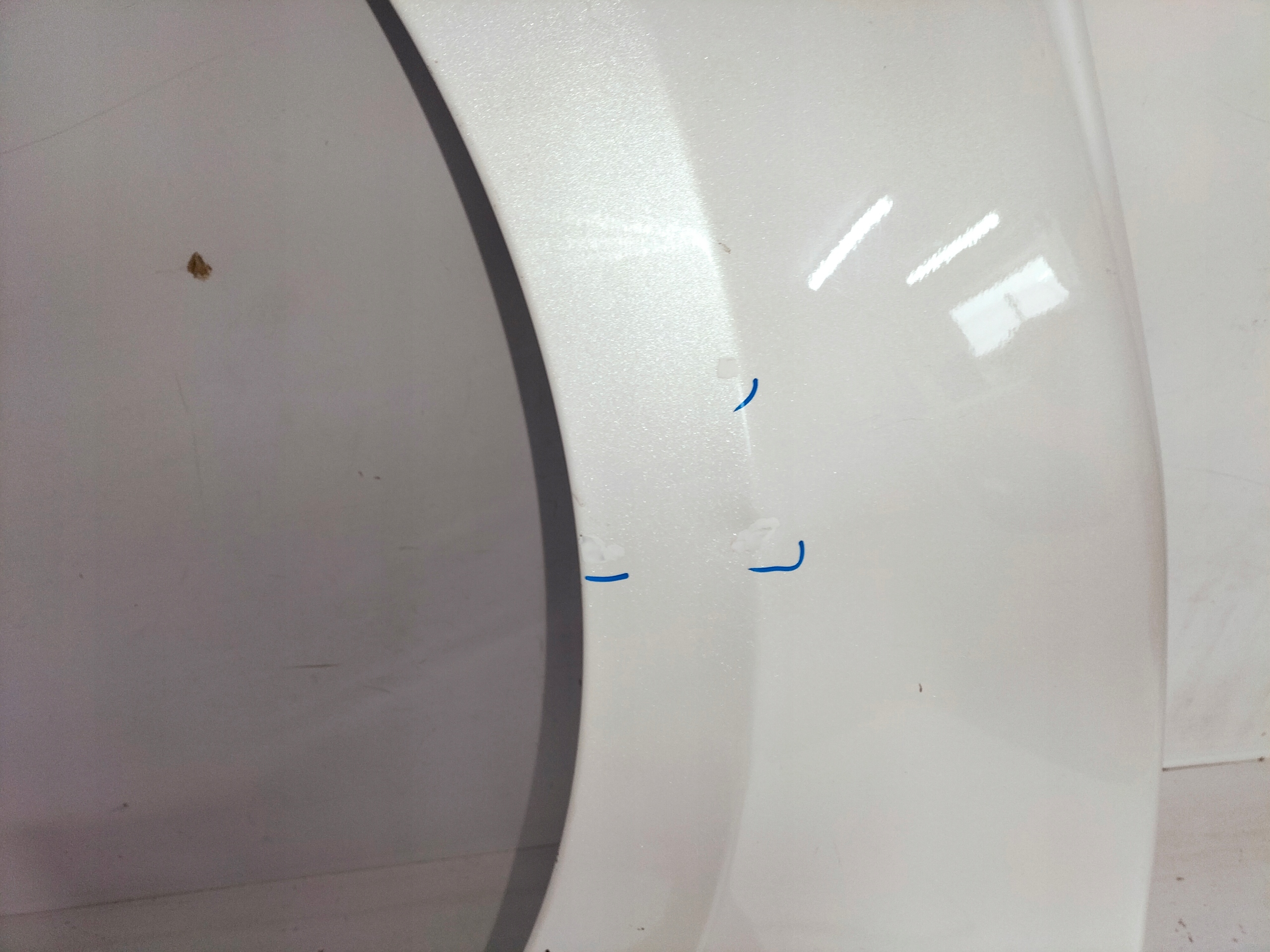 ĽAVÝ PREDNÝ BLATNÍK MAZDA 3 BM 13-