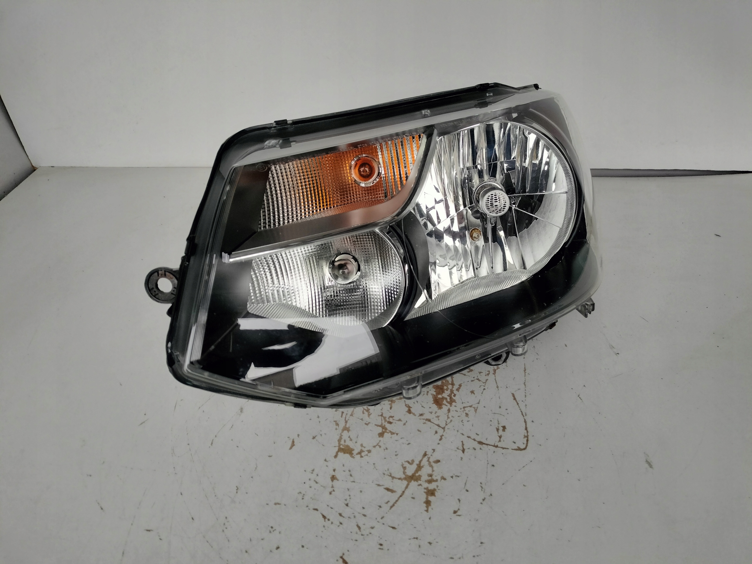 LAVE PREDNE SVETLO VW T5 7E 7E0 09-15 LIFT