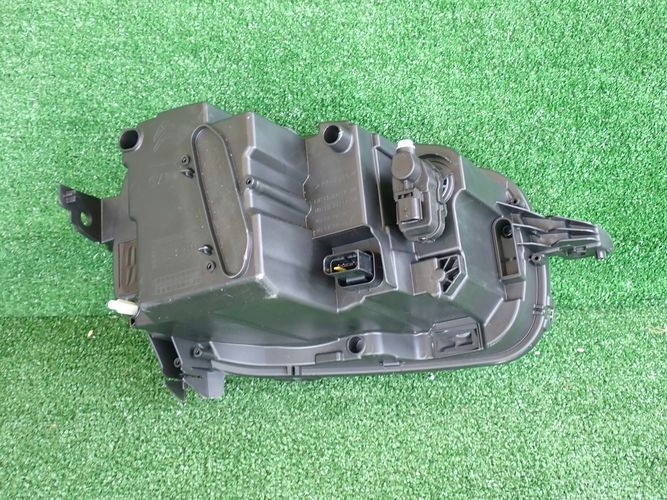 CITROEN C3 III FULL LED VISION LIFT 20- LAVE PREDNE SVETLO