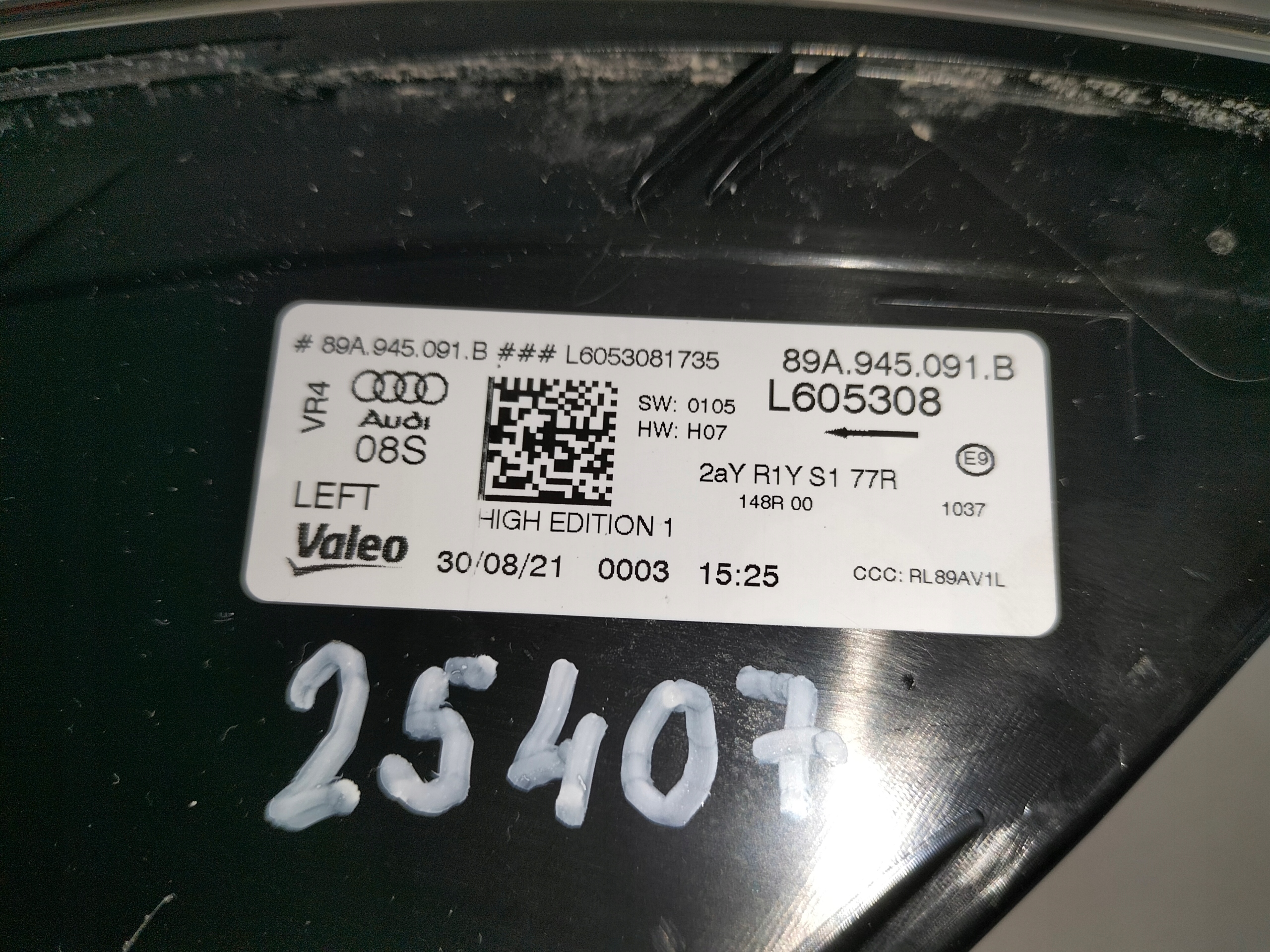 LAVE ZADNE SVETLO AUDI Q4 E-TRON 22-