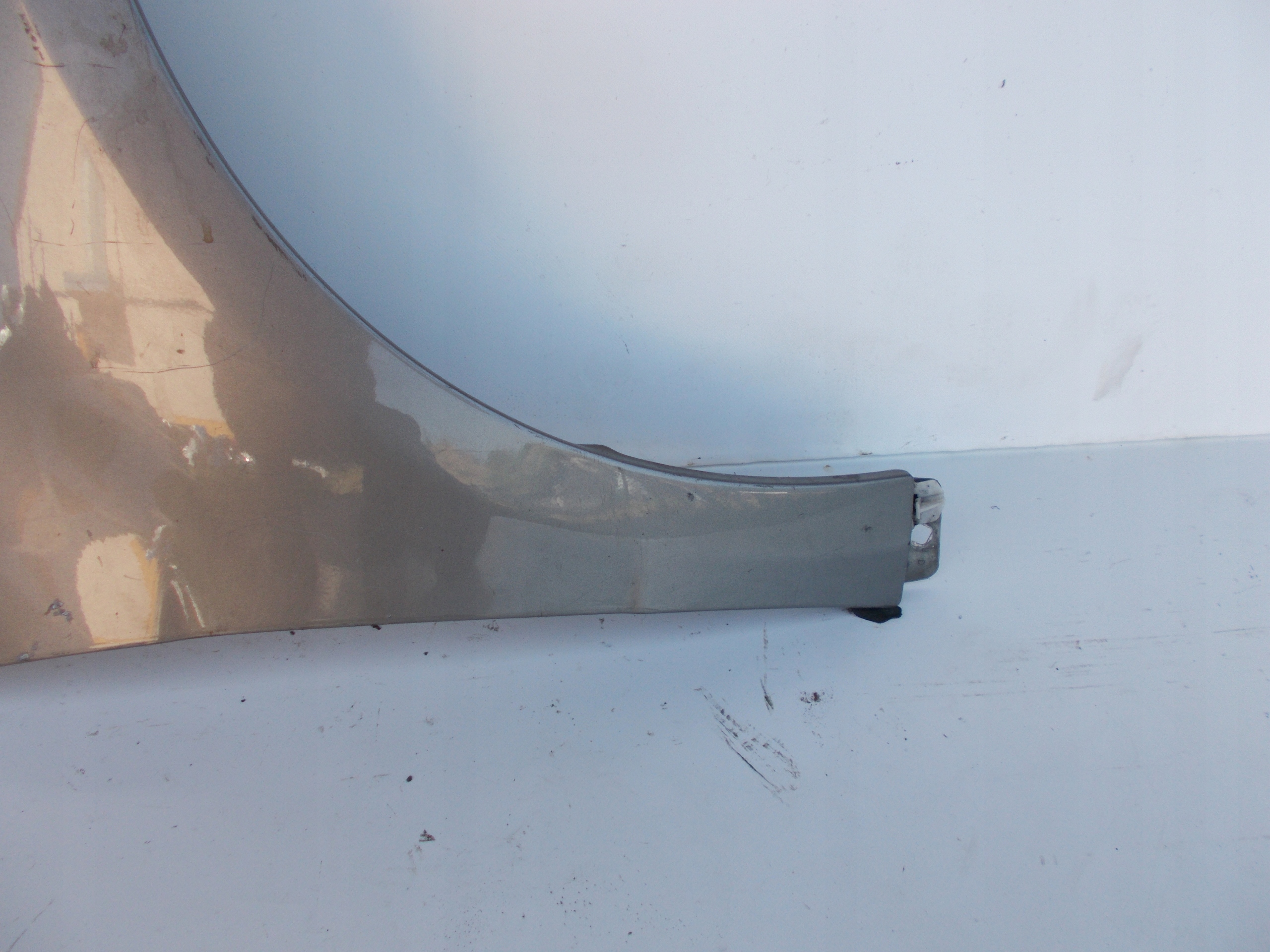 PRAVY PREDNY BLATNIK MERCEDES A KLASA W169