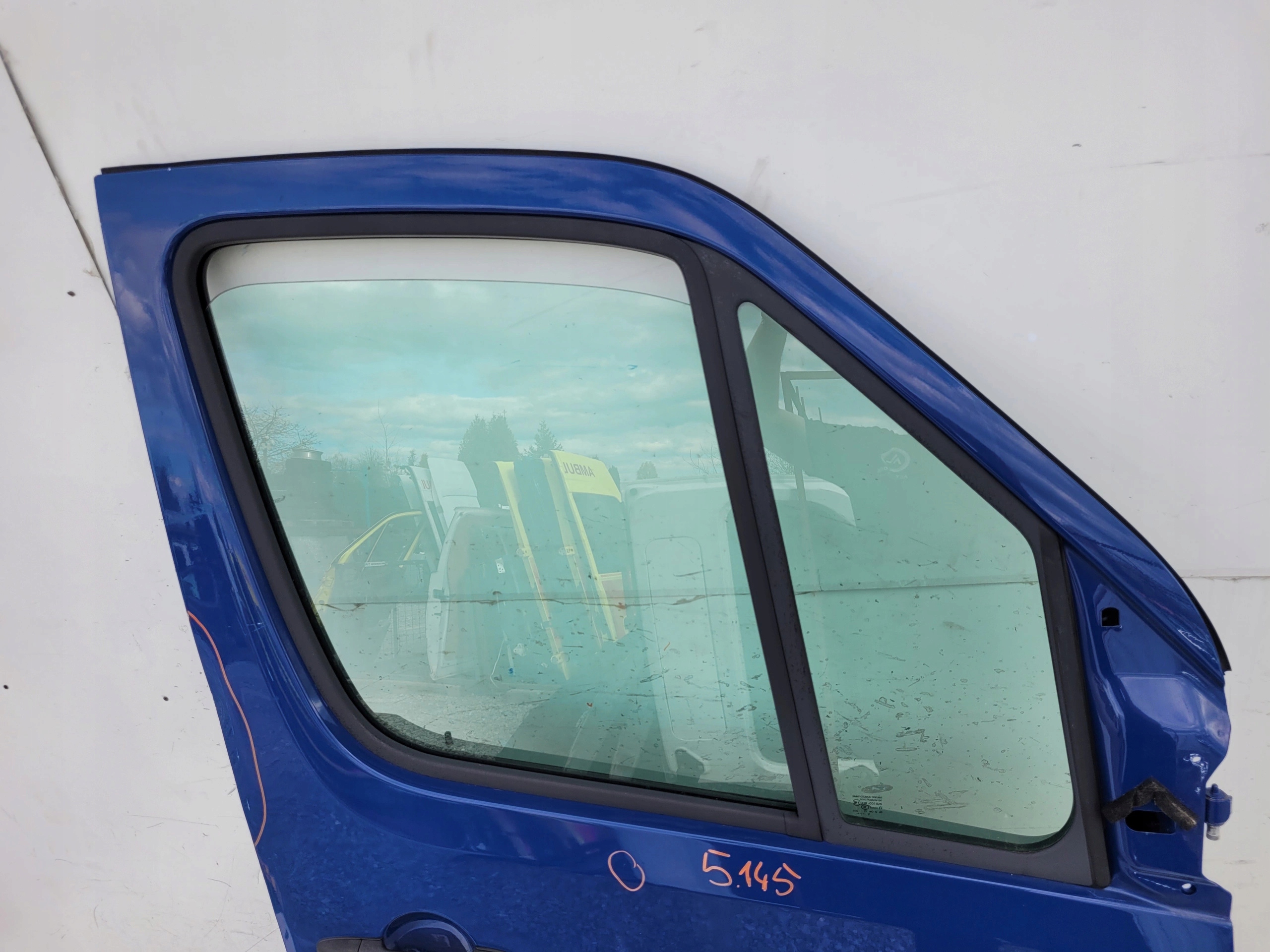 MERCEDES SPRINTER 906 CRAFTER DVERE PREDNÉ PRAVÉ