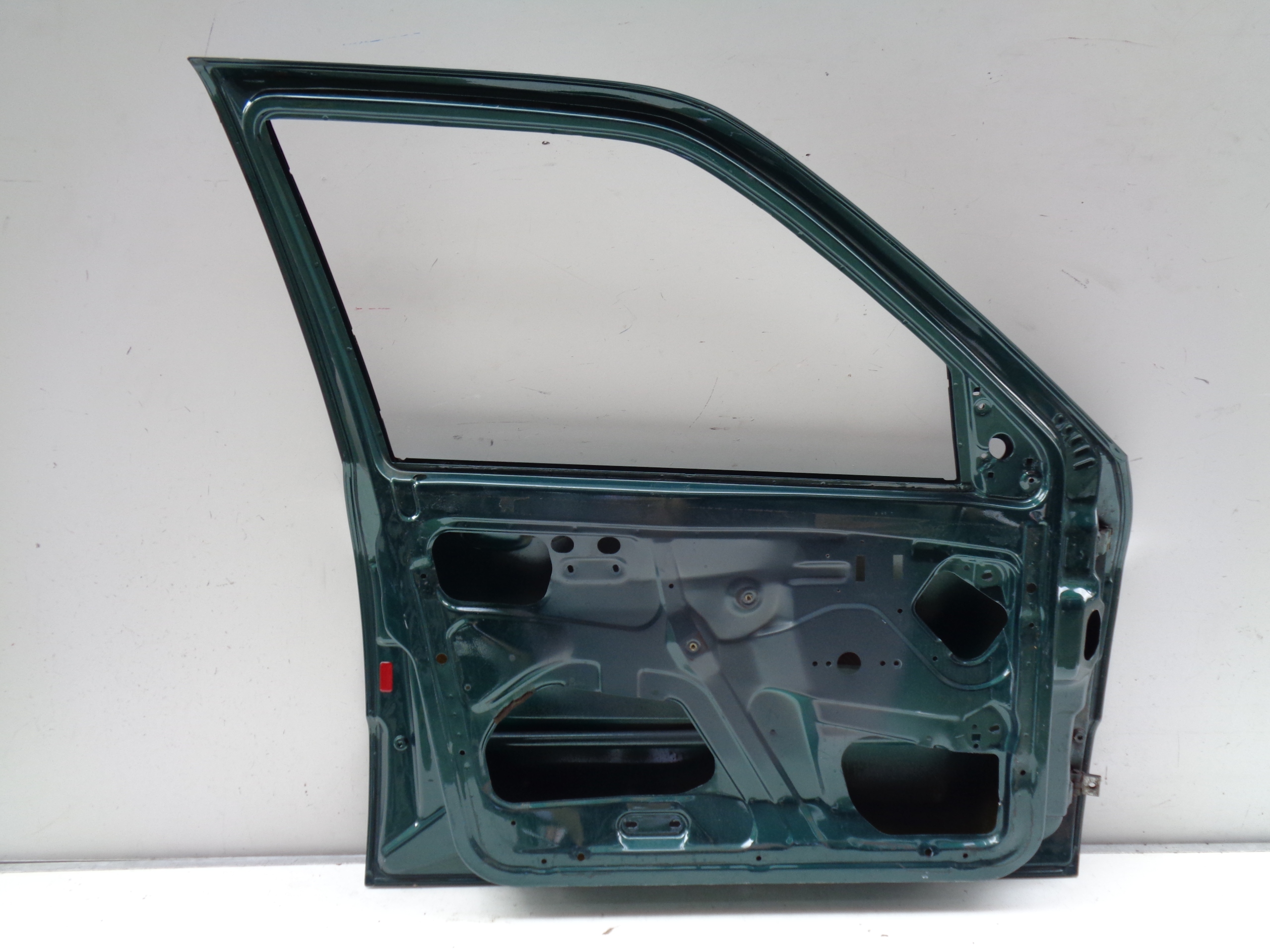 LAVE PREDNE DVERE SEAT IBIZA 6K 6K0 99-02 NR 37032