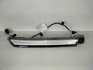 PRAVÉ PREDNÉ LED SVETLO V MASKE VW ID7 23- PRAVÉ PREDNÉ LED SVETLO V MASKE VW ID7 23-